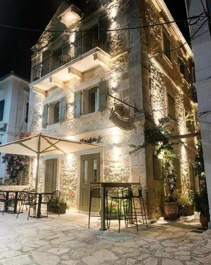 费斯卡多纳豪华套房住宿加早餐旅馆 费斯卡尔德宏 外观 照片